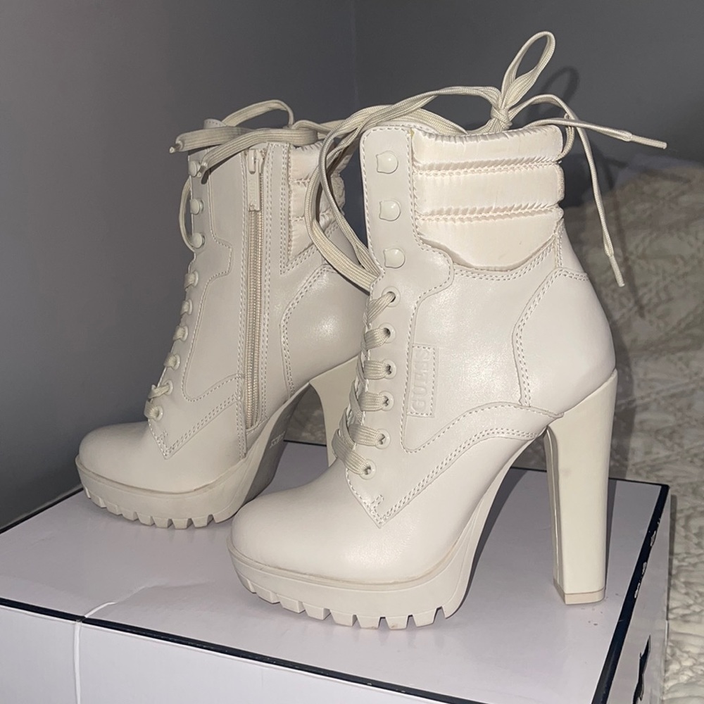 GUESS booties